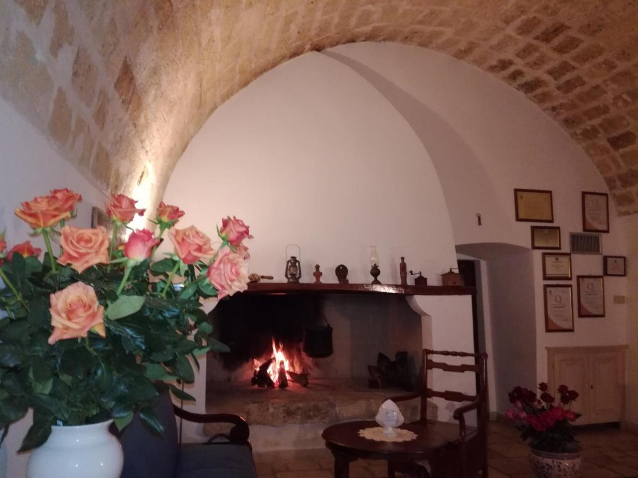 Agriturismo Torrevecchia San Pancrazio Salentino Luaran gambar